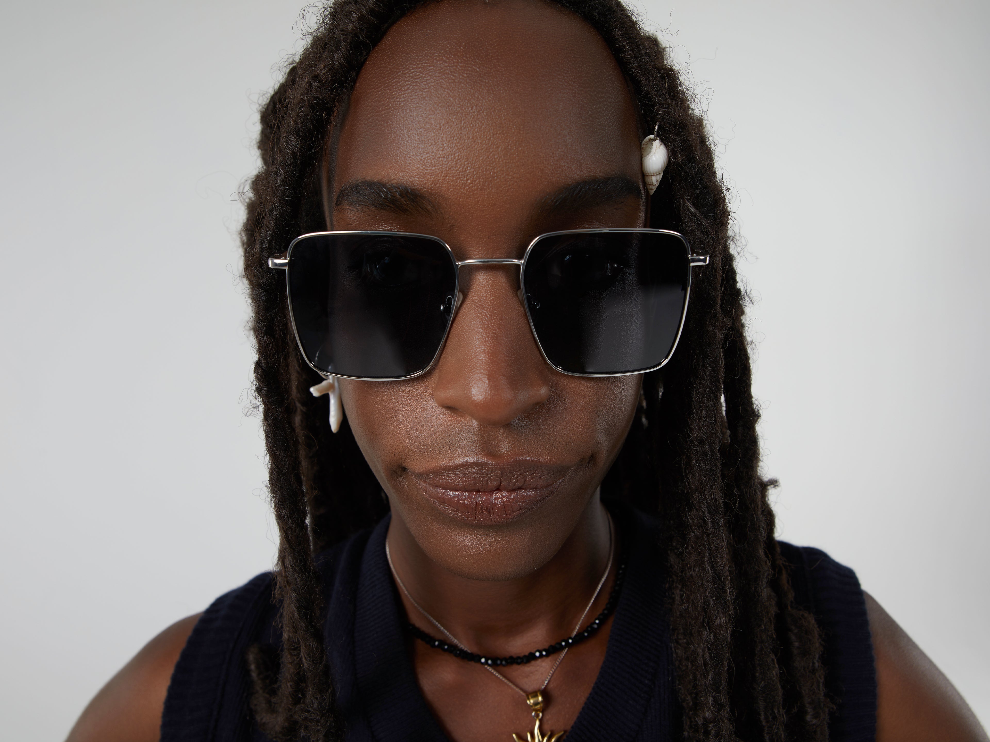 Laurent Silver Smoke   - 4